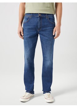 Wrangler Dżinsy - Regular fit - w kolorze niebieskim ze sklepu Limango Polska w kategorii Jeansy męskie - zdjęcie 187714290