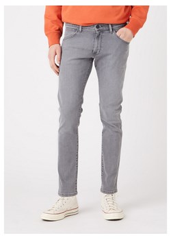 Wrangler Dżinsy &quot;Bryson The Wind&quot; - Skinny fit - w kolorze szarym ze sklepu Limango Polska w kategorii Jeansy męskie - zdjęcie 187714913