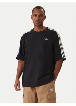 adidas T-Shirt adicolor 3-Stripes KD4095 Czarny Oversize ze sklepu MODIVO w kategorii T-shirty męskie - zdjęcie 187747913