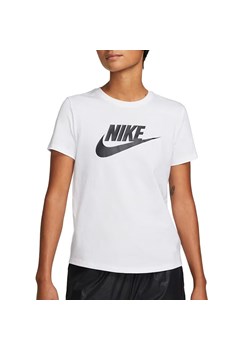 Koszulka damska Nike Sportswear Essentials DX7906-100 - biała ze sklepu streetstyle24.pl w kategorii Bluzki damskie - zdjęcie 187749154