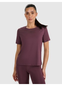 Damska koszulka treningowa 4F 4FWAW25TFTSF1517 - brązowa ze sklepu Sportstylestory.com w kategorii Bluzki damskie - zdjęcie 187759170