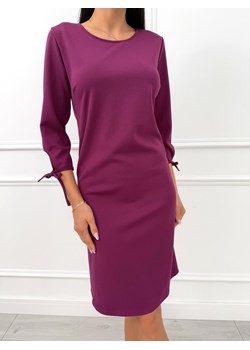 Fioletowa Klasyczna Sukienka ze sklepu ModnaKiecka.pl w kategorii Sukienki - zdjęcie 187766000