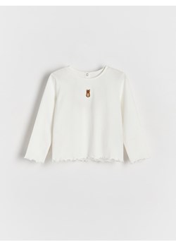 Reserved - Bawełniana koszulka z haftem - złamana biel ze sklepu Reserved w kategorii Bluzki dziewczęce - zdjęcie 187767014