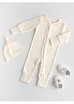 Reserved - Kombinezon z czapką - złamana biel ze sklepu Reserved w kategorii Kombinezony i kurtki - zdjęcie 187774454