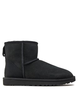 Ugg Śniegowce W Classic Mini II 1016222 Czarny ze sklepu MODIVO w kategorii Śniegowce damskie - zdjęcie 187781160