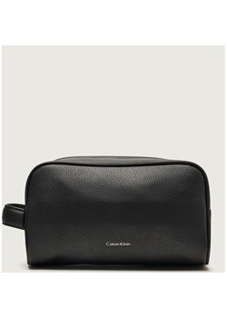 Calvin Klein Kosmetyczka ze sklepu Gomez Fashion Store w kategorii Kosmetyczki męskie - zdjęcie 187782942
