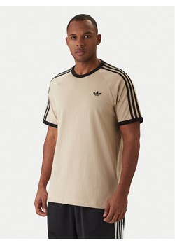 adidas T-Shirt 3-Stripes KE7964 Beżowy Regular Fit ze sklepu MODIVO w kategorii T-shirty męskie - zdjęcie 187783420