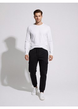 Sinsay - Spodnie dresowe cargo - czarny ze sklepu Sinsay w kategorii Spodnie męskie - zdjęcie 187799634