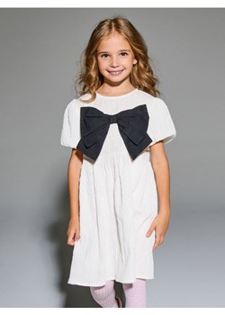 Sinsay - Sukienka babydoll z ozdobną kokardą - biały ze sklepu Sinsay w kategorii Sukienki dziewczęce - zdjęcie 187799721