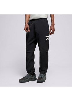 reebok spodnie cl vector trackpant 100031183 ze sklepu 50style.pl w kategorii Spodnie męskie - zdjęcie 187800002