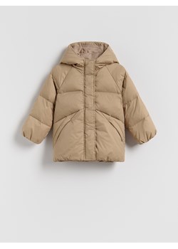 Reserved - Pikowana kurtka z puchowym wypełnieniem - beżowy ze sklepu Reserved w kategorii Kurtki chłopięce - zdjęcie 187800051