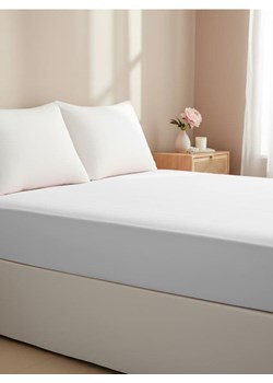 Sinsay - Bawełniane prześcieradło z gumką 140x200 - szary ze sklepu Sinsay w kategorii Prześcieradła - zdjęcie 187802883