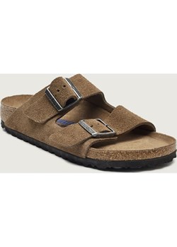 Birkenstock Klapki Arizona SFB LEVE | zamsz | narrow fit ze sklepu Gomez Fashion Store w kategorii Klapki damskie - zdjęcie 187804640