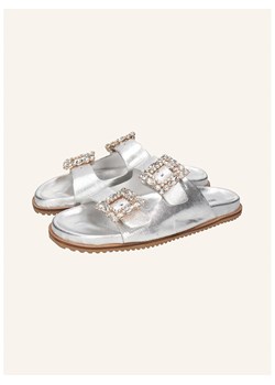 MELVIN &amp; HAMILTON Skórzane klapki &quot;Eve 1&quot; w kolorze srebrnym ze sklepu Limango Polska w kategorii Klapki damskie - zdjęcie 187811862