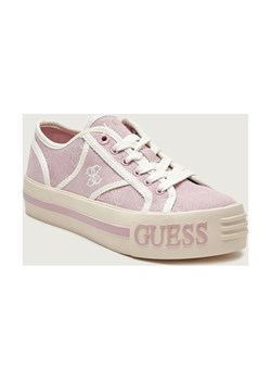 Guess Tenisówki ISSAH2 ze sklepu Gomez Fashion Store w kategorii Trampki damskie - zdjęcie 187818241