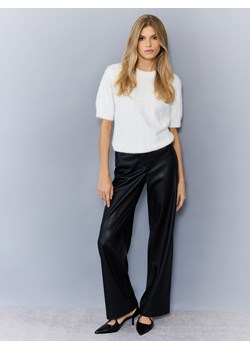 Mohito - Sweter z krótkim rękawem - biały ze sklepu Mohito w kategorii Swetry damskie - zdjęcie 187819013