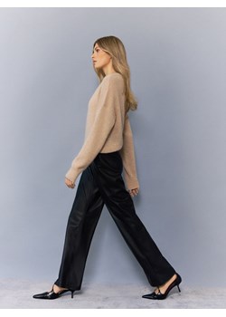 Mohito - Spodnie z imitacji skóry - czarny ze sklepu Mohito w kategorii Spodnie damskie - zdjęcie 187820552