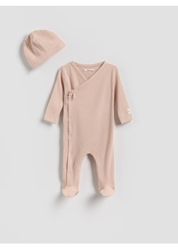 Reserved - Bawełniany komplet z czapką - brudny róż ze sklepu Reserved w kategorii Komplety niemowlęce - zdjęcie 187821073