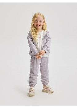 Reserved - Spodnie dresowe - lawendowy ze sklepu Reserved w kategorii Spodnie dziewczęce - zdjęcie 187821170