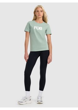 Damskie legginsy 4F 4FRAW25TTIGF297 - czarne ze sklepu Sportstylestory.com w kategorii Spodnie damskie - zdjęcie 187821984