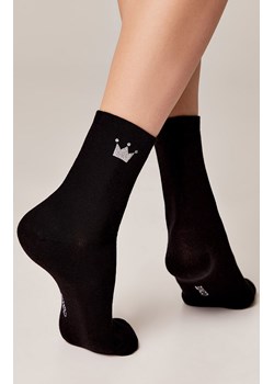 Czarne skarpetki damskie z koroną Classic 8541, Kolor czarny, Rozmiar 36-38, Conte ze sklepu Primodo w kategorii Skarpetki damskie - zdjęcie 187829144