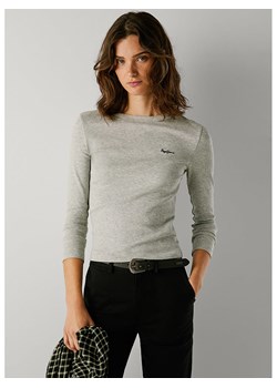 Pepe Jeans Koszulka &quot;Betina&quot; w kolorze jasnoszarym ze sklepu Limango Polska w kategorii Bluzki damskie - zdjęcie 187830752