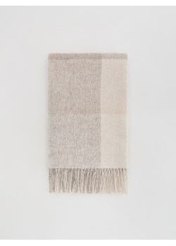Reserved - Szalik w kratę z frędzlami - kremowy ze sklepu Reserved w kategorii Szaliki i chusty damskie - zdjęcie 187831744