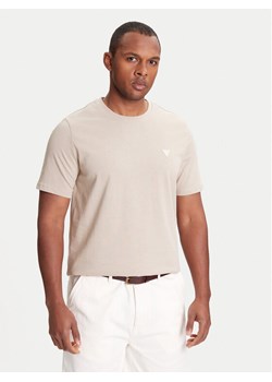 Guess T-Shirt M4YI0A KCCM1 Beżowy Regular Fit ze sklepu MODIVO w kategorii T-shirty męskie - zdjęcie 187846910