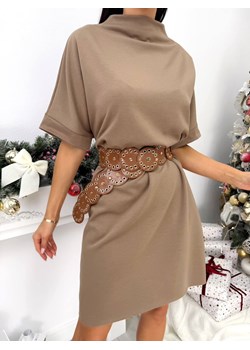 Cappuccino Prosta Sukienka ze Stójką ze sklepu ModnaKiecka.pl w kategorii Sukienki - zdjęcie 187847240