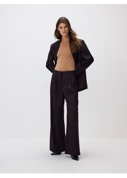 Reserved - Szerokie spodnie z wełną - bordowy ze sklepu Reserved w kategorii Spodnie damskie - zdjęcie 187850312