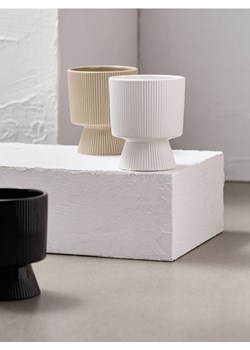 Sinsay - Osłonka doniczki - biały ze sklepu Sinsay w kategorii Doniczki i osłonki - zdjęcie 187850722