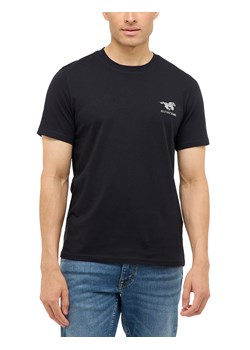 Męski T-Shirt Mustang Style Austin Jet Black 1017126 4188 ze sklepu YouNeedit.pl w kategorii T-shirty męskie - zdjęcie 187854793