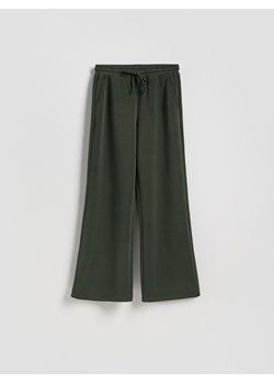 Reserved - Spodnie z szeroką nogawką - ciemnozielony ze sklepu Reserved w kategorii Spodnie damskie - zdjęcie 187858111