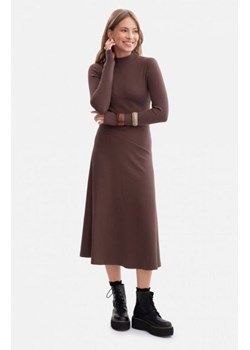 Bewear B299 sukienka z dzianiny prążkowanej brązowa ze sklepu intimiti.pl w kategorii Sukienki - zdjęcie 187860081