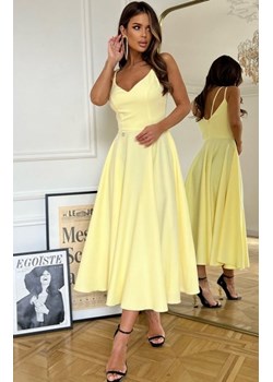 Efektowna rozkloszowana sukienka midi żółta 244-14 ze sklepu intimiti.pl w kategorii Sukienki - zdjęcie 187860984