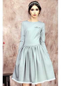 Kasia Miciak design rozkloszowana sukienka szara ze sklepu intimiti.pl w kategorii Sukienki - zdjęcie 187864702