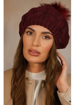 Kamea Zita czapka z pomponem bordowa ze sklepu intimiti.pl w kategorii Czapki zimowe damskie - zdjęcie 187865840