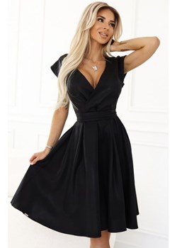 Numoco 348-10 SCARLETT rozkloszowana sukienka z kopertowym dekoltem i paskiem ze sklepu intimiti.pl w kategorii Sukienki - zdjęcie 187867364