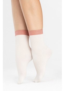 Fiore G1137 Biscuit skarpetki damskie ze sklepu intimiti.pl w kategorii Skarpetki damskie - zdjęcie 187867753