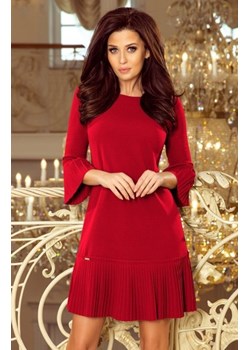 Plisowana sukienka bordowa Numoco 228-4 LUCY ze sklepu intimiti.pl w kategorii Sukienki - zdjęcie 187870092