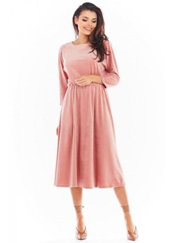 Welurowa sukienka midi różowa A407 ze sklepu intimiti.pl w kategorii Sukienki - zdjęcie 187871052