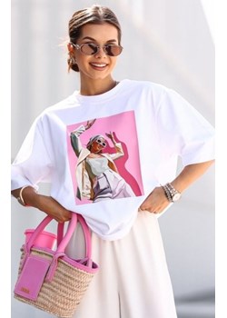 Oversizowy t-shirt damski dancing biały ze sklepu intimiti.pl w kategorii Bluzki damskie - zdjęcie 187872571