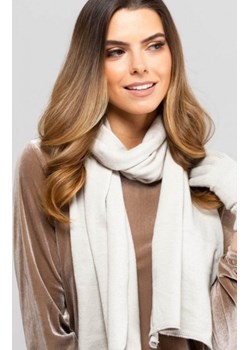 Kamea klasyczny szalik 05 beżowy ze sklepu intimiti.pl w kategorii Szaliki i chusty damskie - zdjęcie 187874913