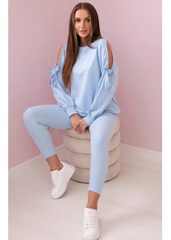 Komplet bluza z kokardą na rękawach i legginsy niebieski ze sklepu intimiti.pl w kategorii Dresy damskie - zdjęcie 187876480