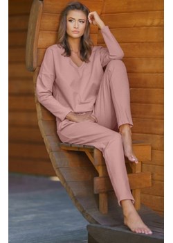 Italian Fashion Karina komplet dresowy pudrowy ze sklepu intimiti.pl w kategorii Dresy damskie - zdjęcie 187878362