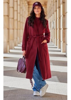 Długi płaszcz z wiązaniem bordowy ze sklepu intimiti.pl w kategorii Płaszcze damskie - zdjęcie 187878623