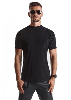 Czarny t-shirt męski RMRiccardo001 ze sklepu intimiti.pl w kategorii T-shirty męskie - zdjęcie 187878634