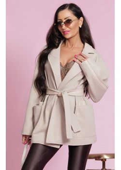 Elizabeth Alexa oversizowy płaszczyk z wiązaniem piaskowy ze sklepu intimiti.pl w kategorii Płaszcze damskie - zdjęcie 187878934
