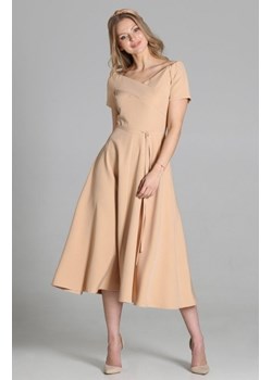 Sukienka trapezowa midi beżowa SUK181 ze sklepu intimiti.pl w kategorii Sukienki - zdjęcie 187879153