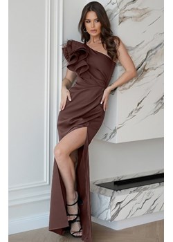Bicotone długa sukienka brązowa na jedno ramię z falbaną ze sklepu intimiti.pl w kategorii Sukienki - zdjęcie 187880912
